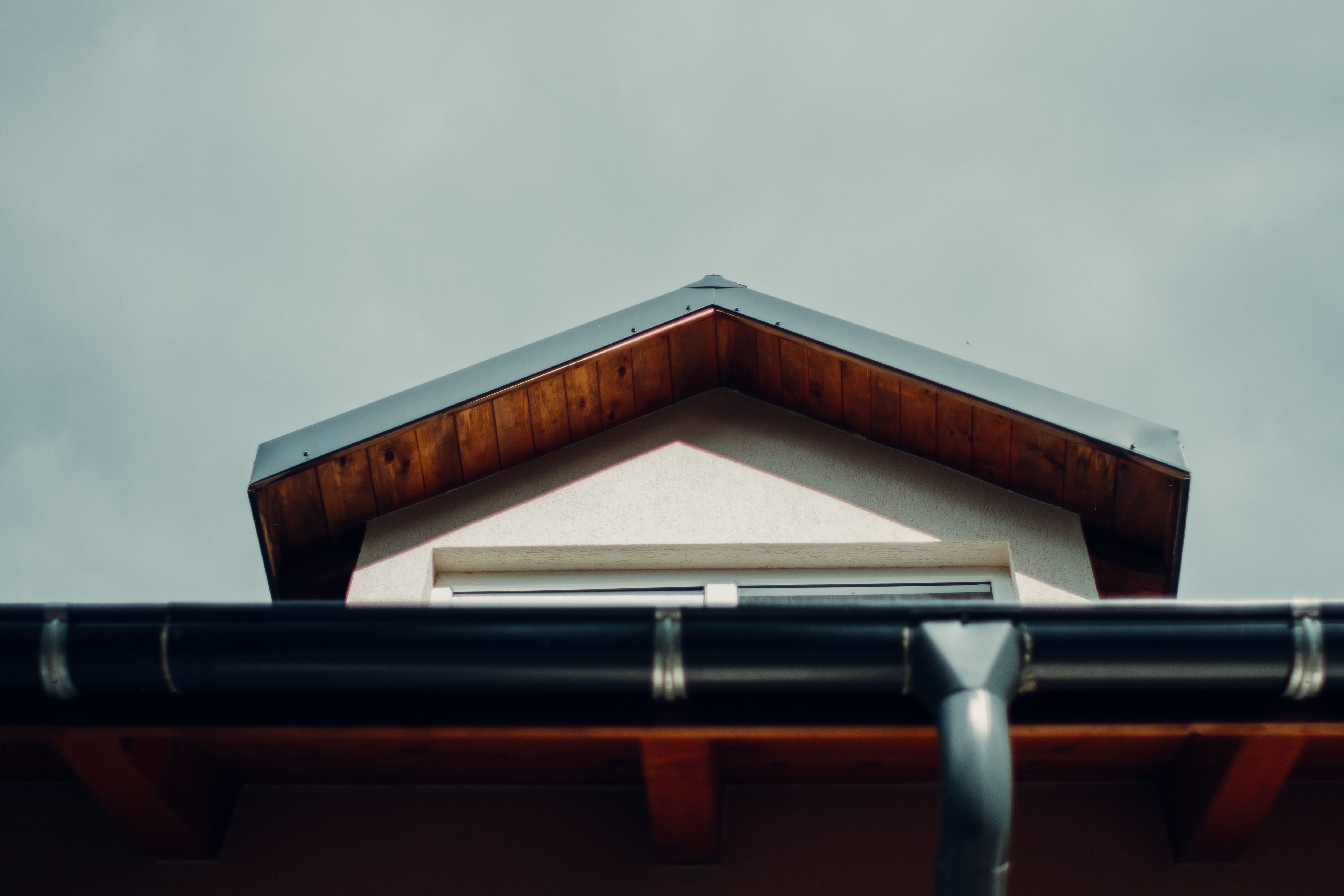 Why Is Cleaning Gutters Essential at this Time of Year?