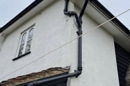 Guttering Issues? 5 Signs Your Gutters Need Repair or Replacement